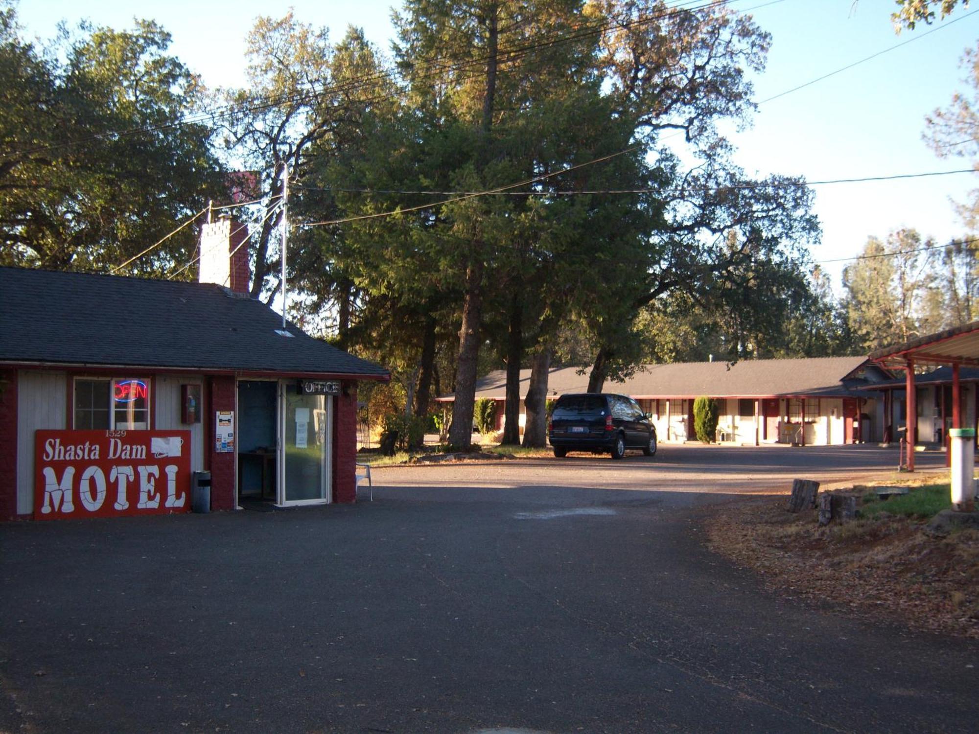 Shasta Dam Motel Shasta Lake Eksteriør billede